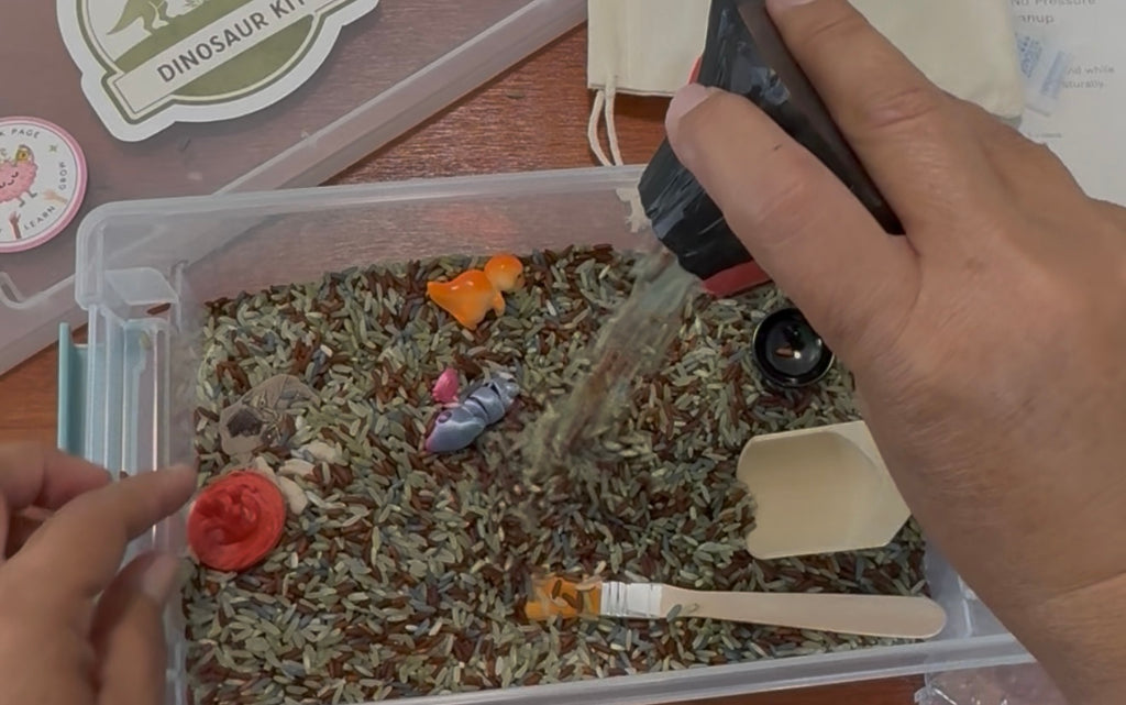 Dinosaur Sensory Kit | Montessori Inspired Sensory Play | Fine Motor Activity | Neuroaffirming | Ready-to-Play-Kit